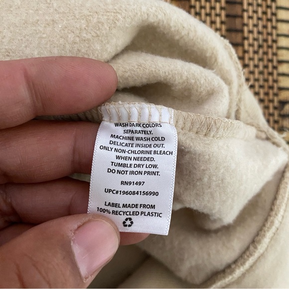 Whitney Houston XL Graphic Sweatshirt Beige Tan Crewneck Casual Vintage Style - Picture 6 of 8